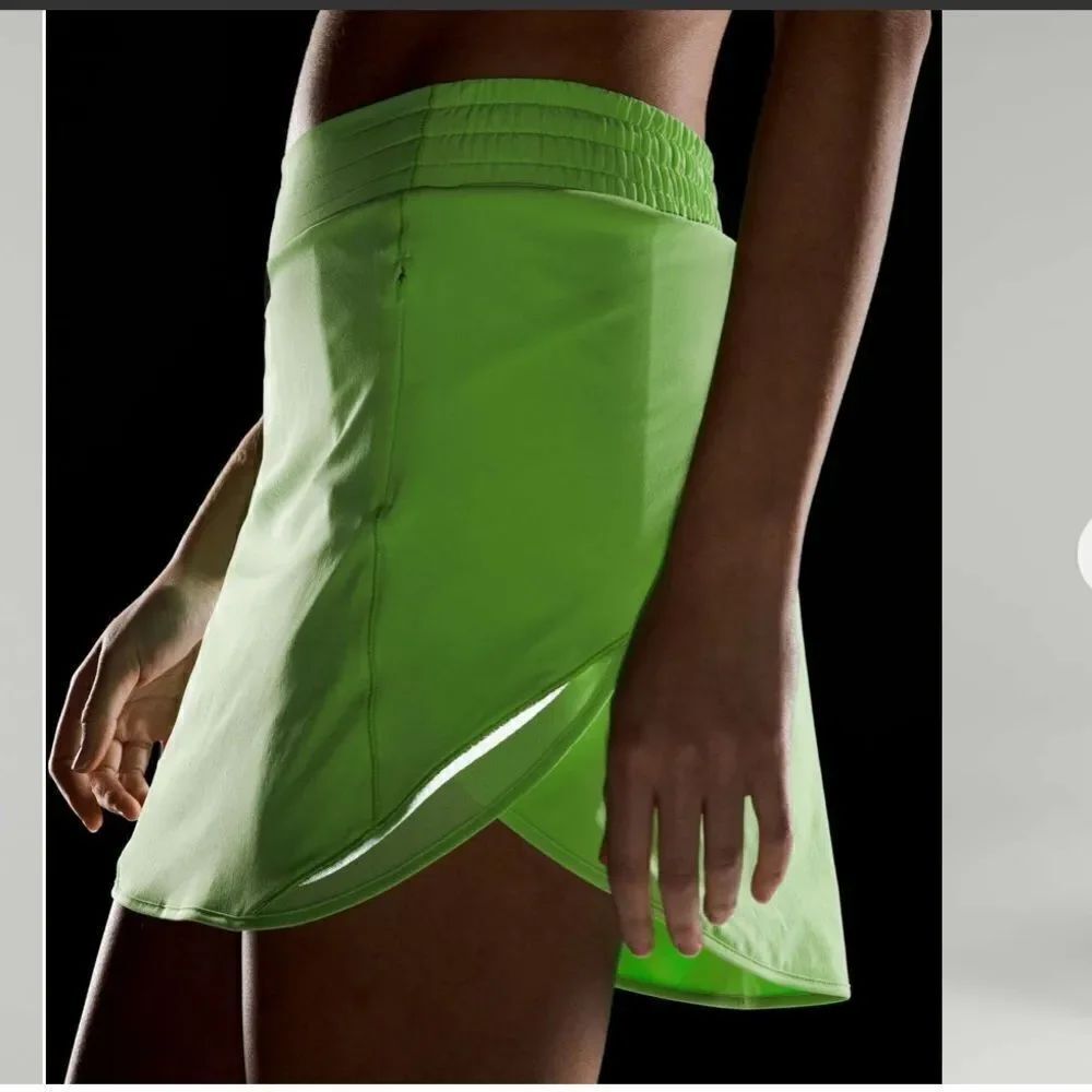 NWT New LULULEMON Hotty Hot High Rise Skirt Skort Scream Green Light SCGL 4 Long